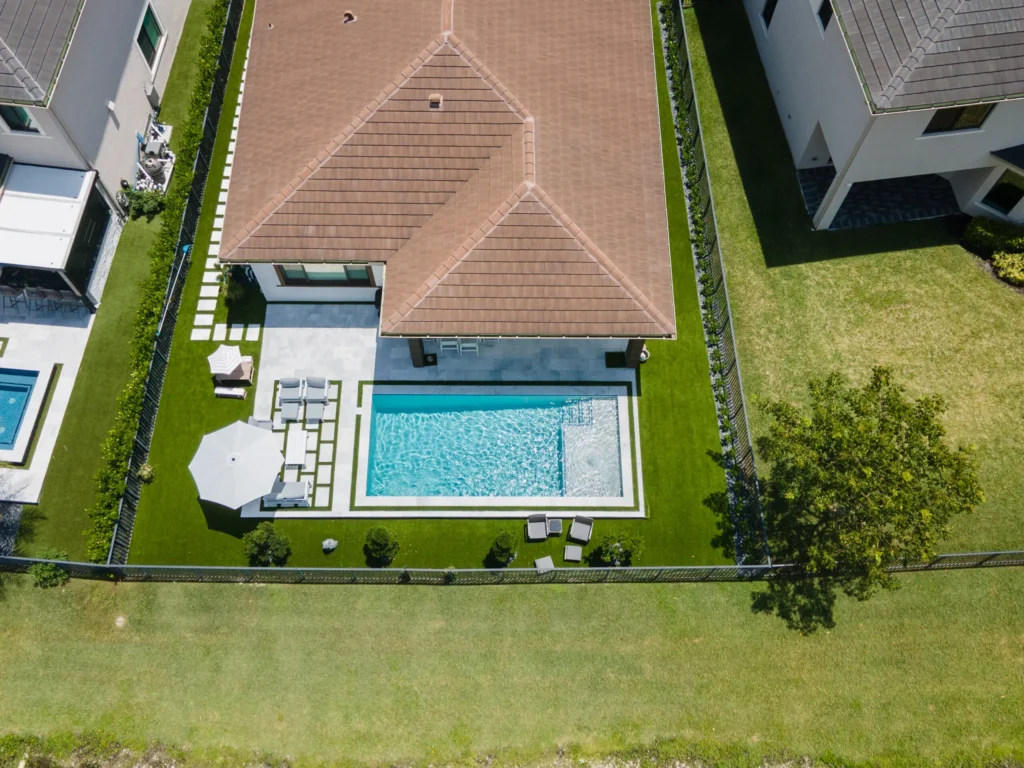 pool builders boca raton